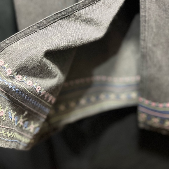 Denim & Co Vintage Black Denim Embroidered Hem Elastic Waistband Maxi Skirt 1X - Picture 7 of 8